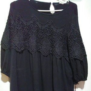 Lace embroidery 3/4 sleeve shirt